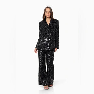 NWT Elliatt Carla Sequin Blazer and Pant Suit Set